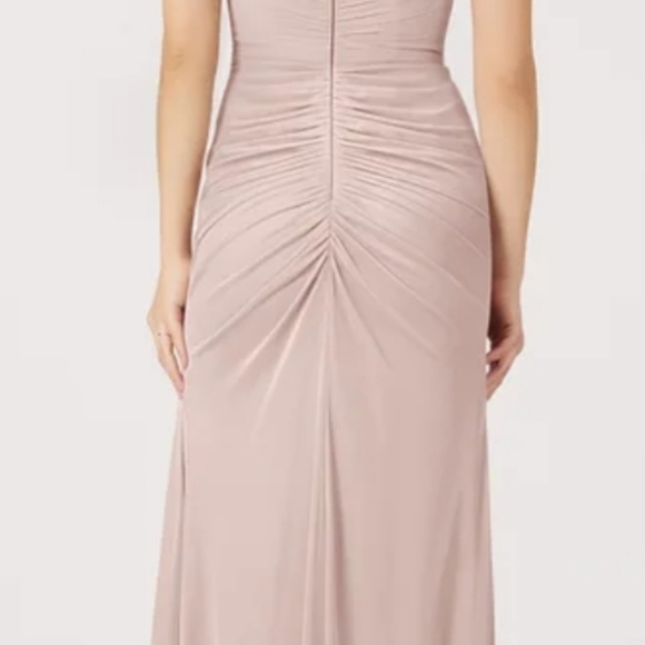 Rose quartz dress - Picture 4 of 4